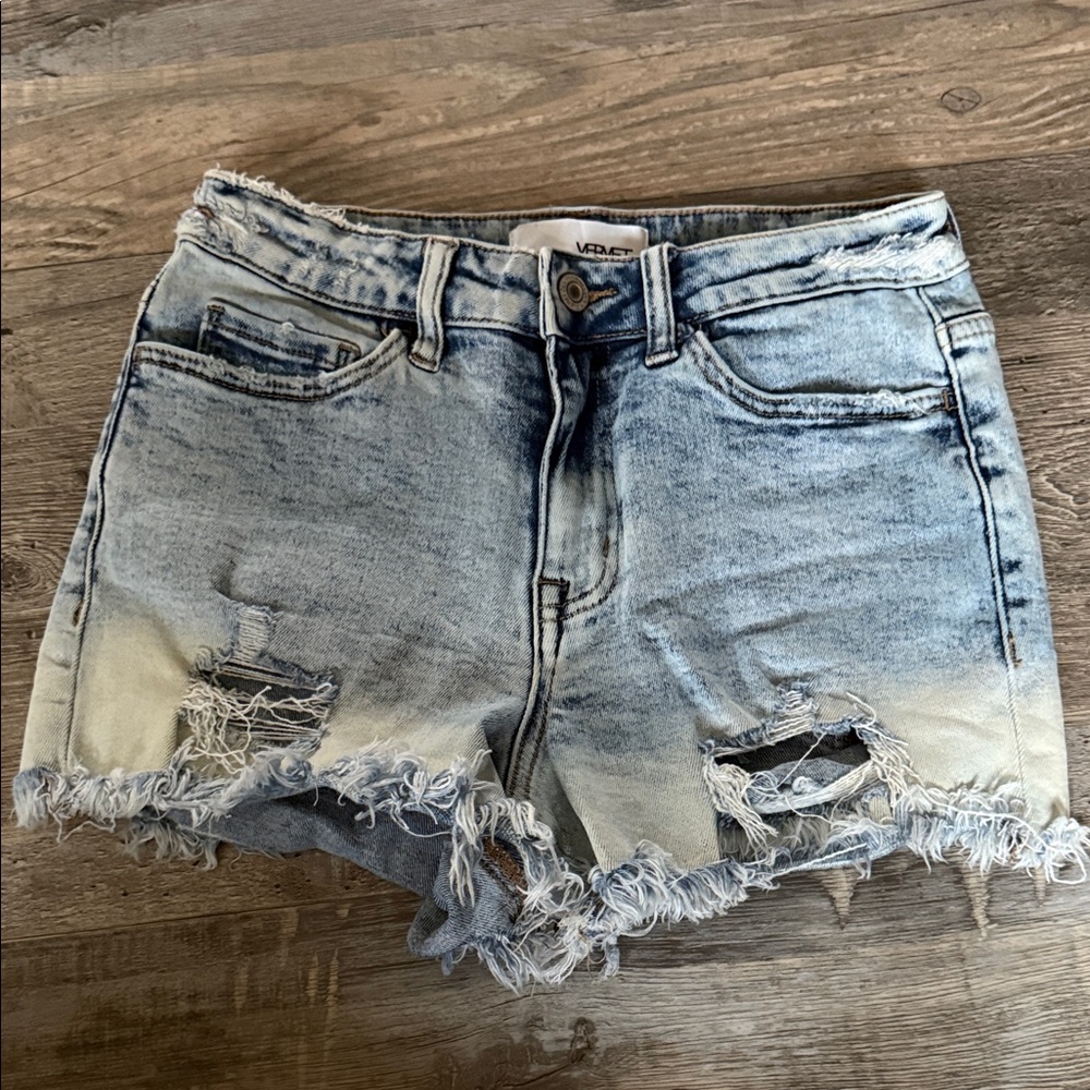 Vervet Women's Distressed Blue Jean Shorts Size Small